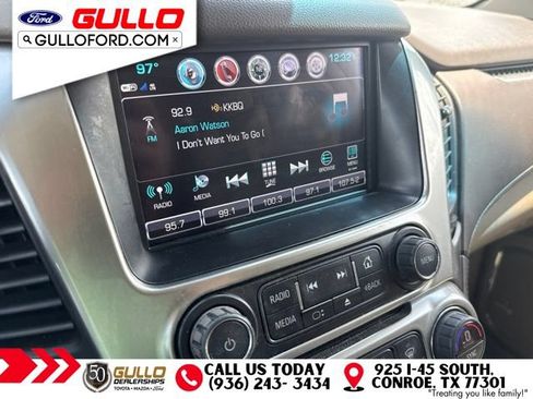 Used 2017 Chevrolet Suburban LT AWD/4WD image 9
