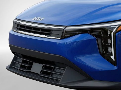 New 2026 Kia K4 FWD image 12