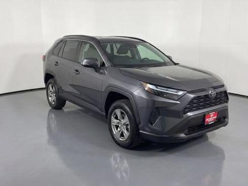Used 2024 Toyota RAV4 XLE AWD/4WD image 8