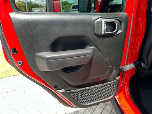 Certified 2022 Jeep Gladiator Mojave w/ Trailer Tow Package image 12