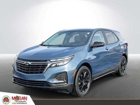 Used 2024 Chevrolet Equinox LS w/ LS Convenience Package image 1