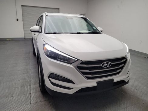Used 2017 Hyundai Tucson SE image 14