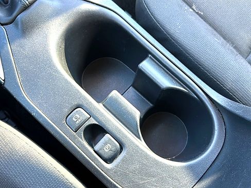 Used 2023 Toyota Corolla LE image 34