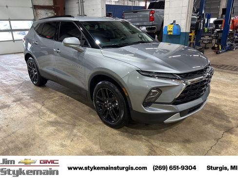 Used 2023 Chevrolet Blazer LT w/ Convenience Package image 10