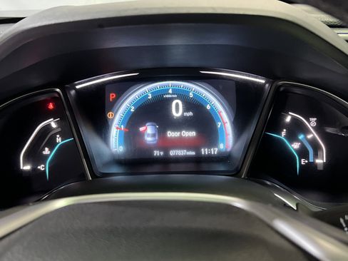 Used 2016 Honda Civic Touring image 24