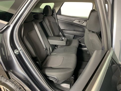 Used 2024 Kia Sportage LX image 35