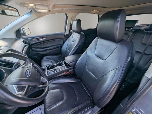 Used 2020 Ford Edge Titanium w/ Equipment Group 301A FWD image 8