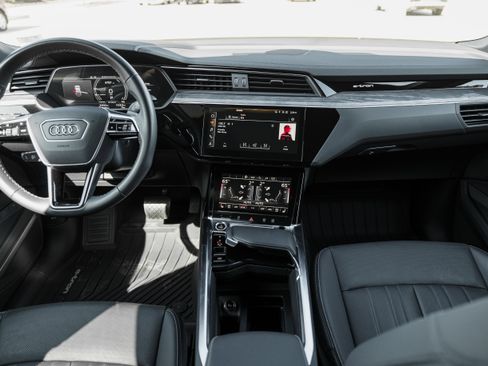 Certified 2024 Audi Q8 e-tron Premium Plus w/ Premium Plus Package image 8