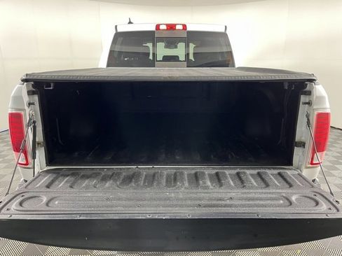 Used 2017 RAM 1500 Laramie w/ Convenience Group image 37