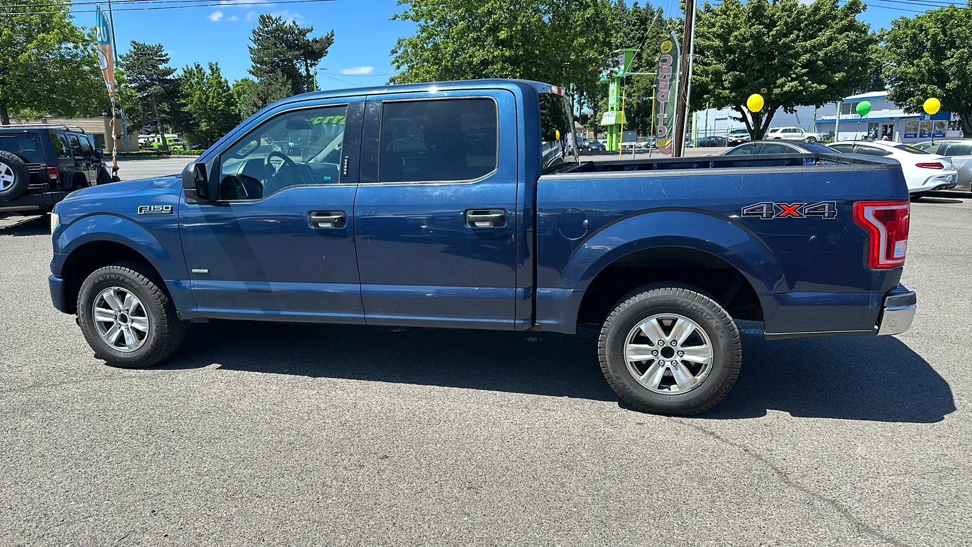 Used 2017 Ford F150 XLT AWD/4WD image 4