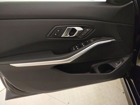 Used 2024 BMW 330i Sedan w/ Convenience Package image 12