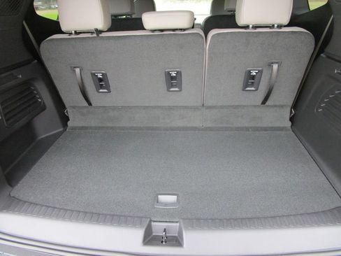 New 2026 GMC Acadia Elevation w/ Elevation Premium Package FWD image 14