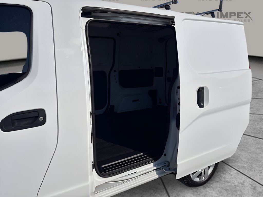 Used 2021 Nissan NV200 SV FWD image 26
