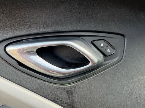 Used 2021 Chevrolet Camaro SS image 27