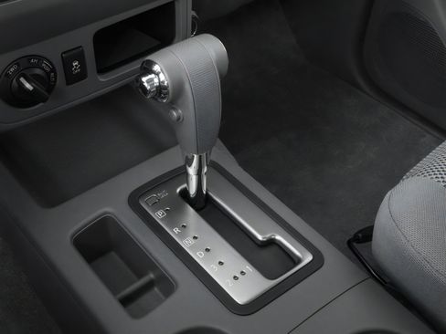 Used 2017 Nissan Frontier SV w/ SV Value Truck Package image 14