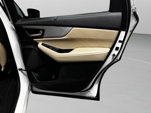 Certified 2023 Acura MDX FWD w/ Technology Package image 28