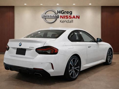 Used 2026 BMW 230i xDrive Coupe AWD/4WD image 2