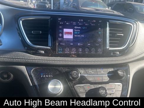 Used 2019 Chrysler Pacifica Limited w/ Advanced Safetytec Group image 34