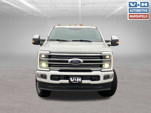 Used 2025 Ford F250 Platinum w/ Platinum Plus Package AWD/4WD image 41