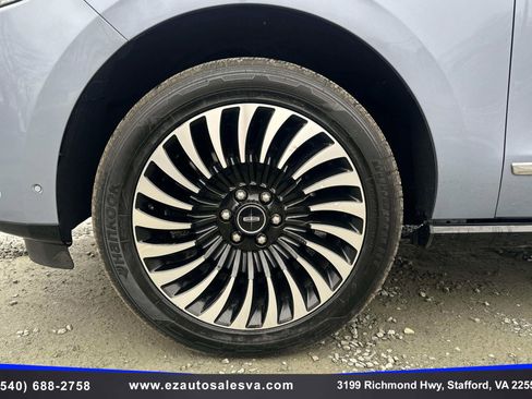 Used 2019 Lincoln Navigator Black Label w/ Cargo Package image 8