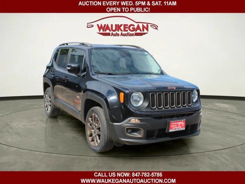 Used 2016 Jeep Renegade 75th Anniversary AWD/4WD image 3
