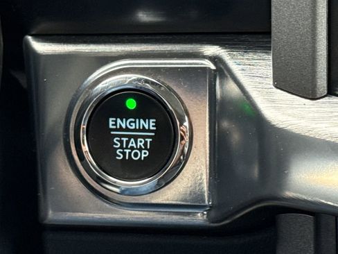 Used 2022 Ford F150 Lariat w/ Equipment Group 501A Mid image 27