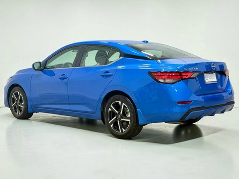 Used 2025 Nissan Sentra SV FWD image 18