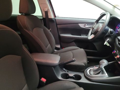 Used 2023 Kia Forte LXS w/ LXS Technology Package image 21