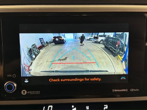 Used 2022 Toyota Tundra SR5 AWD/4WD image 27