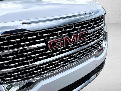 Used 2020 GMC Acadia Denali w/ Trailering Package FWD image 27