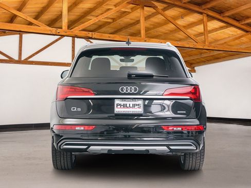 Used 2021 Audi Q5 2.0T Premium Plus w/ Premium Plus Package AWD/4WD image 4