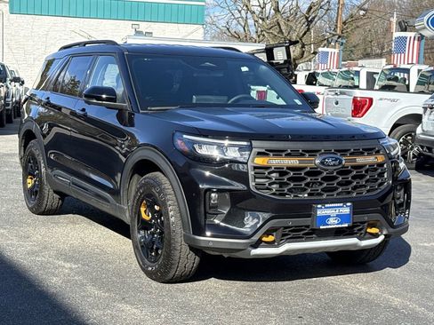 Used 2026 Ford Explorer Tremor w/ Tremor Convenience Package image 1