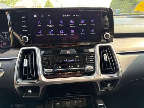 Certified 2022 Kia Sorento X-Line EX AWD/4WD image 21
