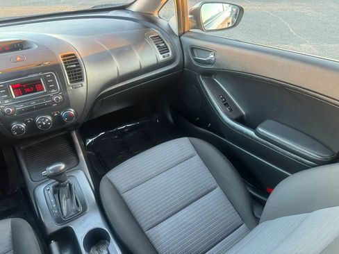 Used 2015 Kia Forte LX w/ Popular Package image 26