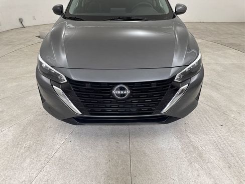 Used 2025 Nissan Sentra SV FWD image 18
