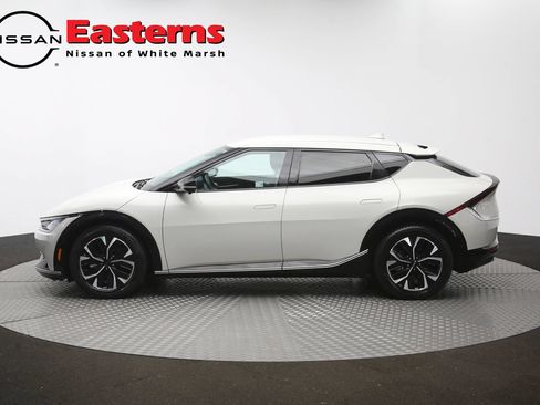 Used 2022 Kia EV6 Wind w/ Wind Technology Package AWD/4WD image 57