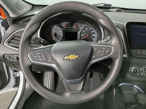 Used 2022 Chevrolet Malibu LT image 19