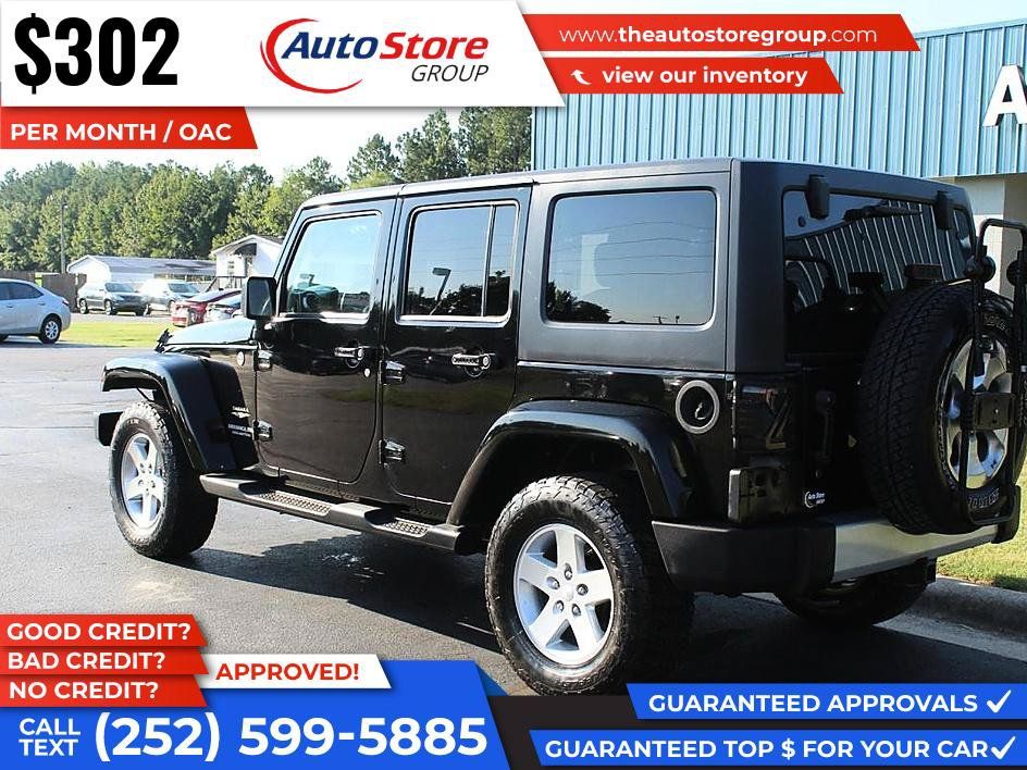 Used 2015 Jeep Wrangler Unlimited Sahara w/ Dual Top Group AWD/4WD image 8