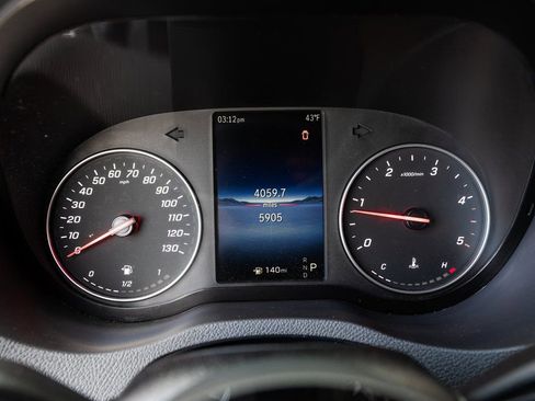 Used 2025 Mercedes-Benz Sprinter 2500 image 12