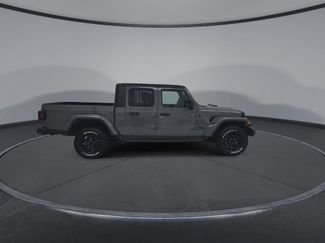 Certified 2022 Jeep Gladiator Sport AWD/4WD video 2