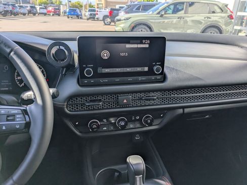 Used 2025 Honda HR-V Sport image 26