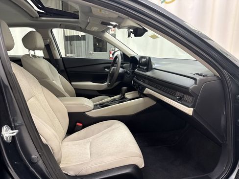 Used 2024 Honda Accord EX image 29