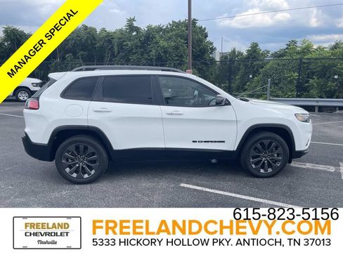 Used 2021 Jeep Cherokee Latitude Lux 80th Anniv w/ Quick Order Package 26U 80TH FWD image 2