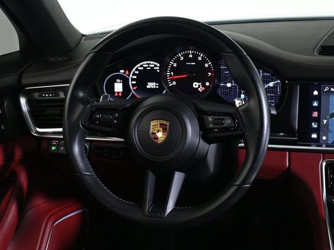 Certified 2022 Porsche Panamera Platinum Edition image 12