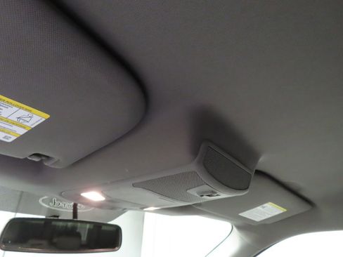 Used 2017 Ford F150 XLT w/ Equipment Group 302A Luxury image 24