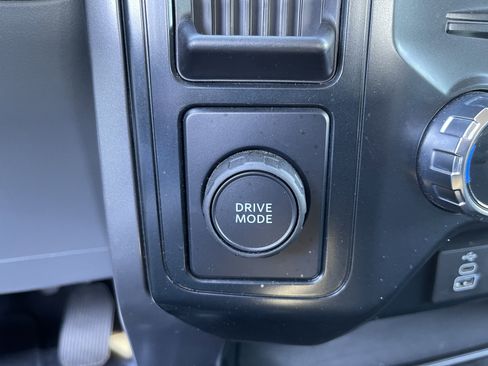 Used 2025 Ford F150 XLT w/ Equipment Group 301A Standard image 26