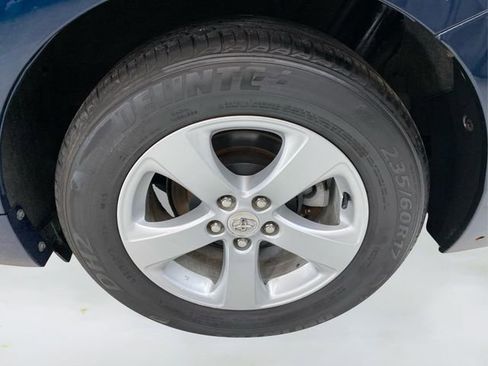 Used 2011 Toyota Sienna LE image 17