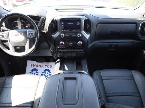 Used 2021 GMC Sierra 3500 Denali w/ Denali Ultimate Package AWD/4WD image 19