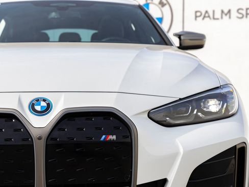 Certified 2023 BMW i4 M50 image 9