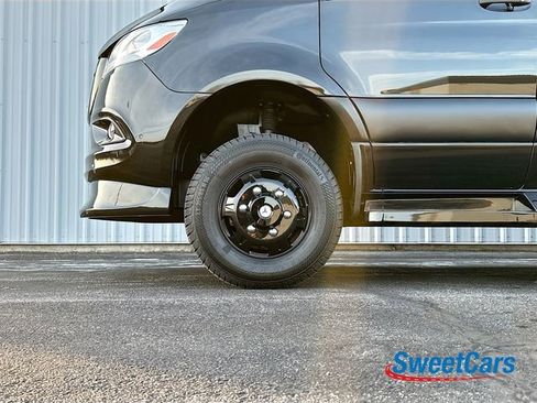 Used 2023 Mercedes-Benz Sprinter 3500 image 48